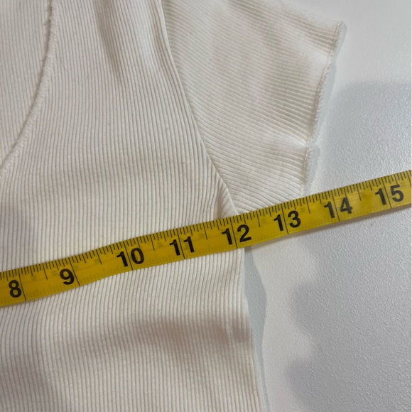 brandy melville ribbed white v neck top coquette cottagecore y2k vintage dainty - Picture 5 of 6